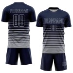 Uniforme de fútbol personalizado de moda con raya diplomática azul marino, camiseta de sublimación gris Uniforme de fútbol personalizado de moda con raya diplomática azul marino, camiseta de sublimación gris