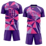 Uniforme de fútbol rosa con patrón personalizado, camiseta geométrica de sublimación morada Uniforme de fútbol rosa con patrón personalizado, camiseta geométrica de sublimación morada