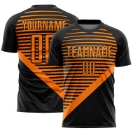 Camiseta de fútbol personalizada con rayas naranjas y sublimación negra
