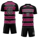 Uniforme de Fútbol y Camiseta Línea Rosa-Blanca Formas Personalizadas Geométricas Negras Sublimación Uniforme de Fútbol y Camiseta Línea Rosa-Blanca Formas Personalizadas Geométricas Negras Sublimación