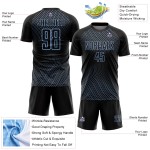 Uniforme de fútbol con líneas de sublimación geométricas, camiseta negra personalizada, azul claro Uniforme de fútbol con líneas de sublimación geométricas, camiseta negra personalizada, azul claro
