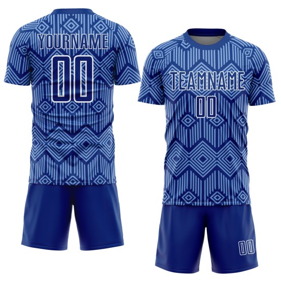 Camiseta de fútbol personalizada con sublimación geométrica, diseño abstracto azul y blanco, con formas reales claras Camiseta de fútbol personalizada con sublimación geométrica, diseño abstracto azul y blanco, con formas reales claras